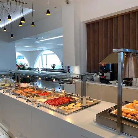 호텔 Droushia Heights 4*