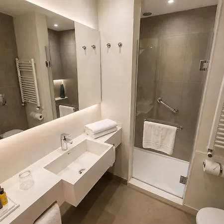 Droushia Heights 4*