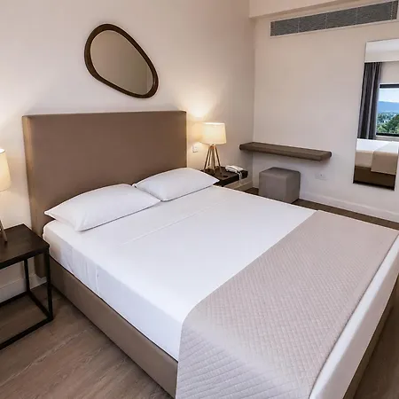 Droushia Heights Hotel