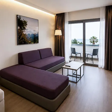 Droushia Heights 4*