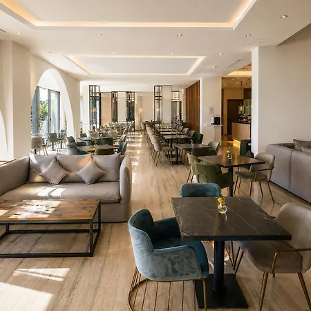 Hotel Droushia Heights 4*