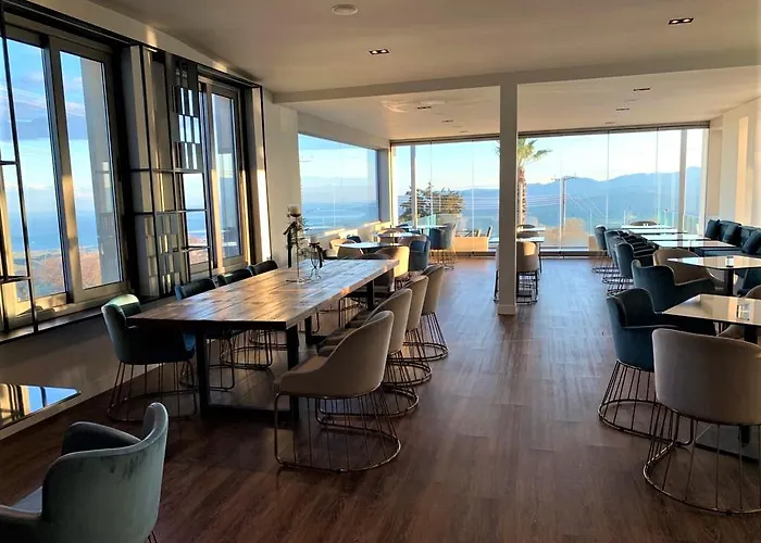 Hotel Droushia Heights