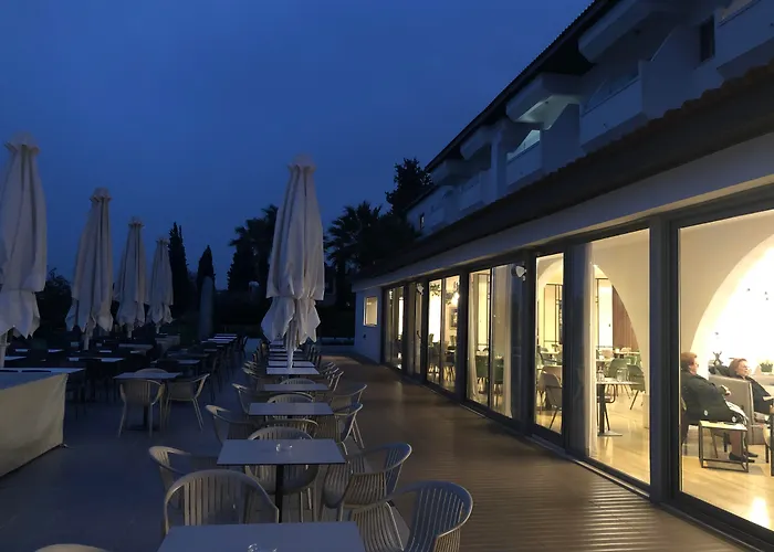 Droushia Heights Hotell 4*