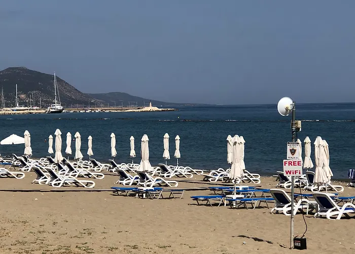 Droushia Heights Hotell 4*